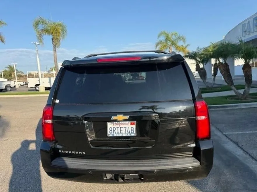 2020 Chevrolet Suburban LS photo 1