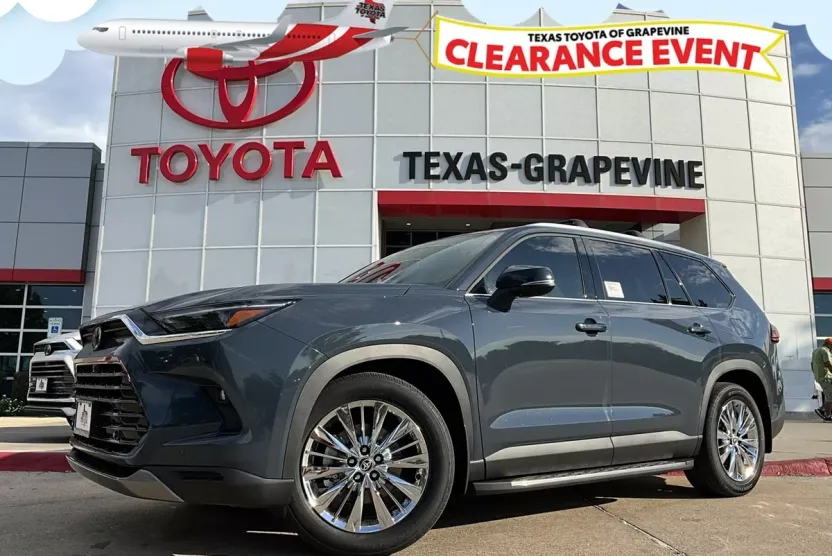 2026 Toyota Grand Highlander Platinum photo 1