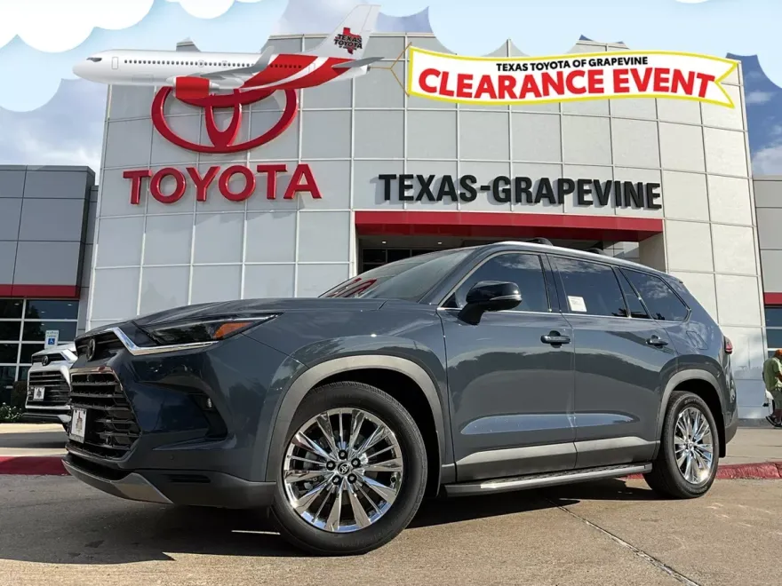 2026 Toyota Grand Highlander Platinum photo 1
