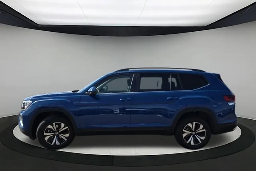 2026 Volkswagen Atlas SE photo 1
