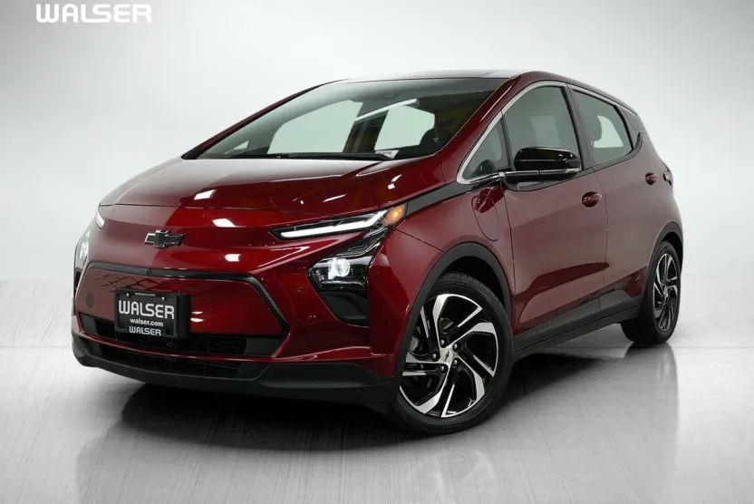 2022 Chevrolet Bolt EV 2LT photo 1