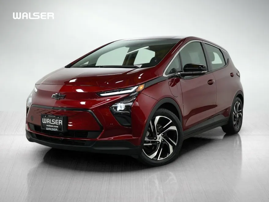 2022 Chevrolet Bolt EV 2LT photo 1