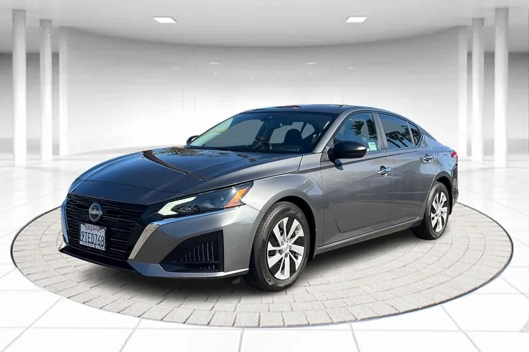 2025 Nissan Altima 2.5 S photo 1