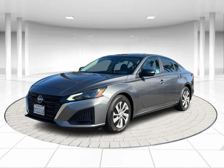 2025 Nissan Altima 2.5 S photo 1