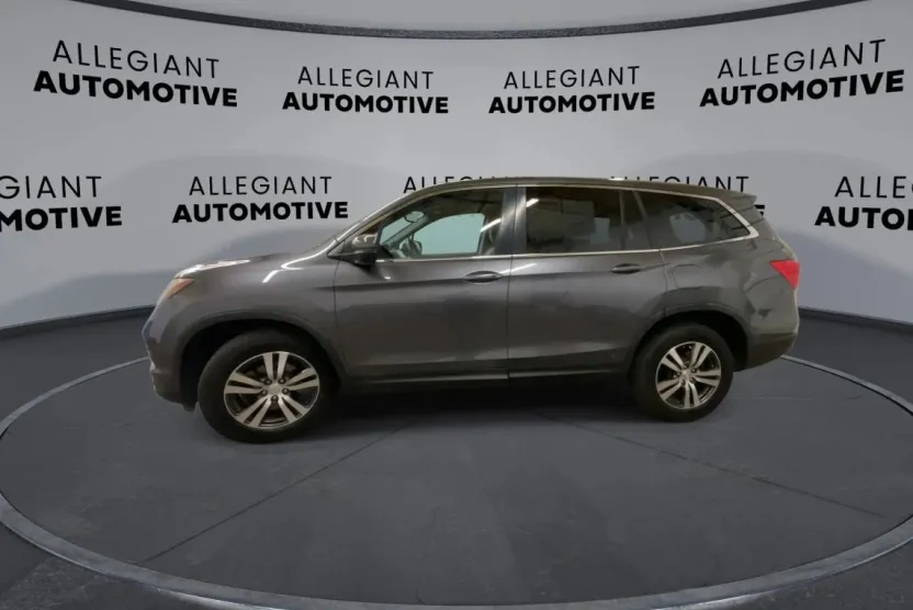 2016 Honda Pilot EX-L Sport photo 1