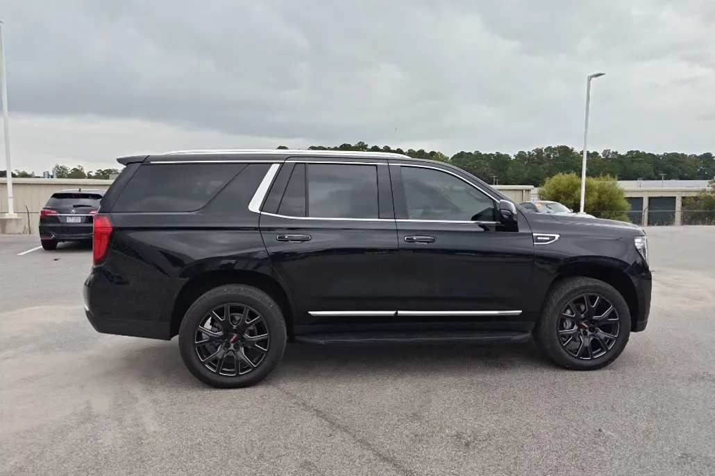 2021 Gmc Yukon SLT photo 1