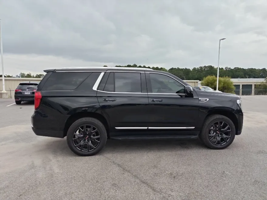 2021 Gmc Yukon SLT photo 1