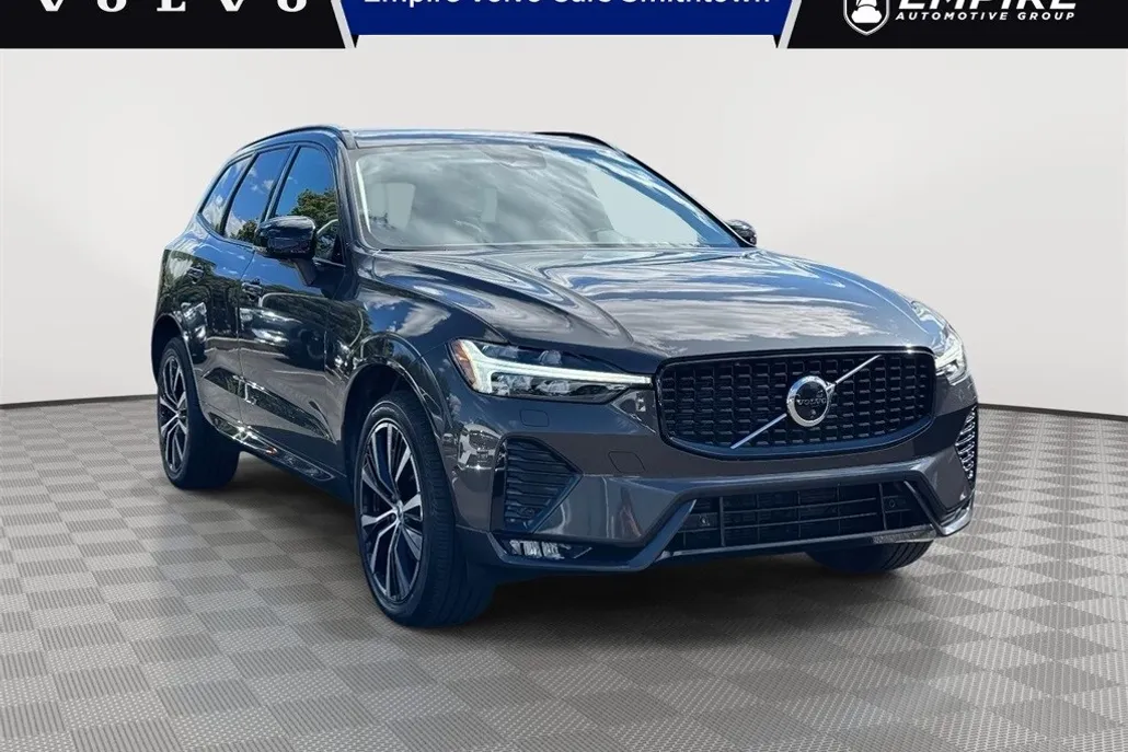 2025 Volvo XC60 B5 Plus photo 1