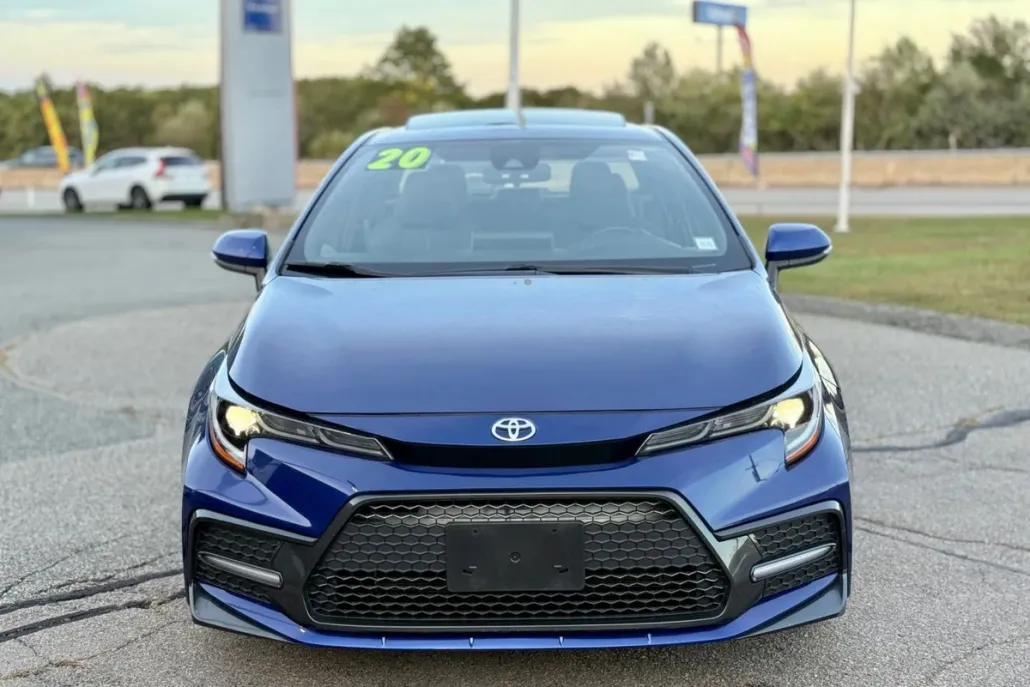 2020 Toyota Corolla SE photo 1
