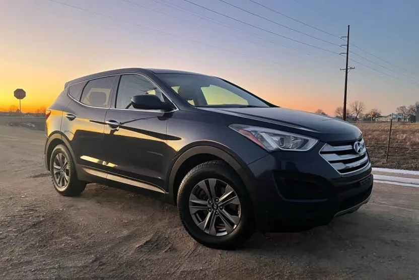 2016 Hyundai Santa Fe Sport Base photo 1