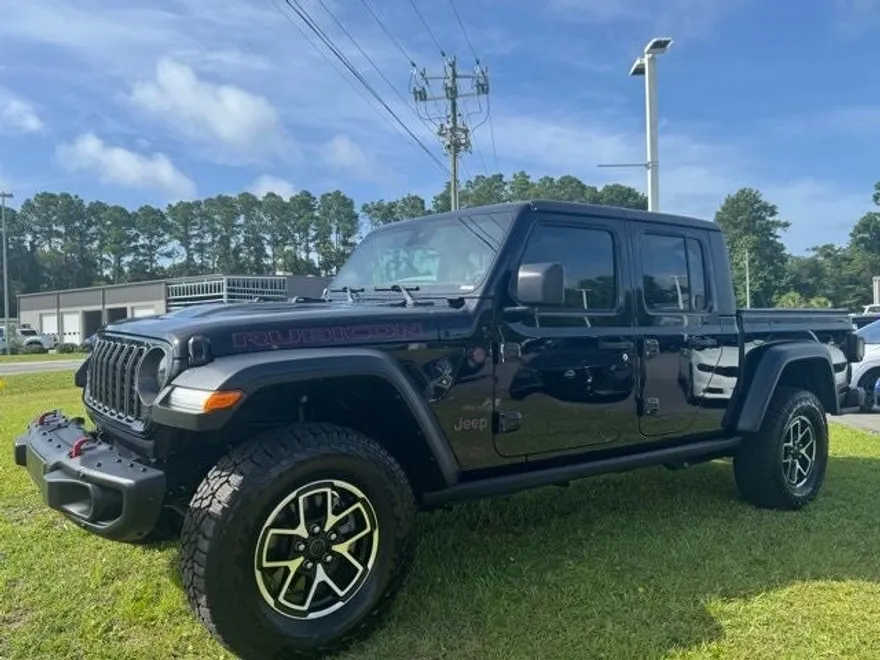 2024 Jeep Gladiator Rubicon photo 1