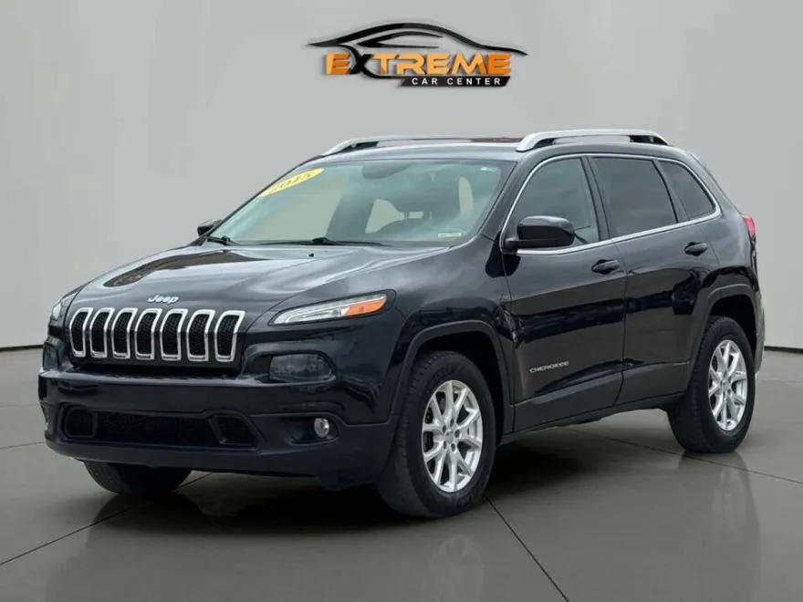 2015 Jeep Cherokee Latitude photo 1