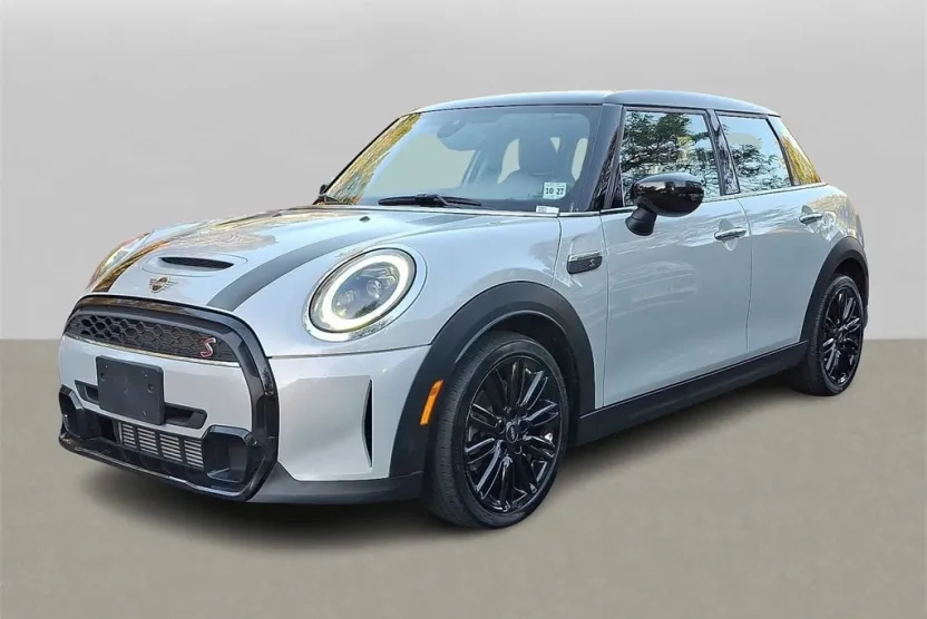 2023 Mini Cooper Hardtop S photo 1