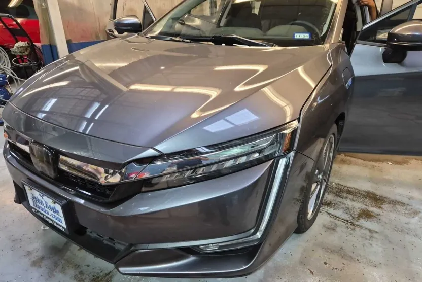 2018 Honda Clarity Plug-In Hybrid photo 1