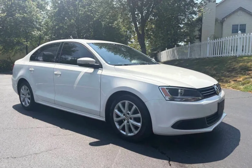 2014 Volkswagen Jetta SE photo 1