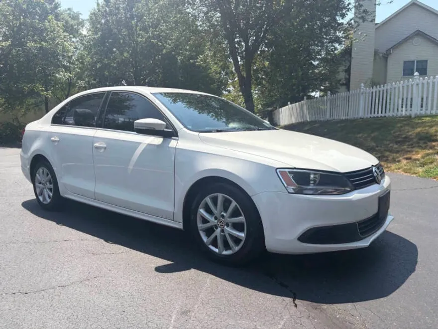 2014 Volkswagen Jetta SE photo 1