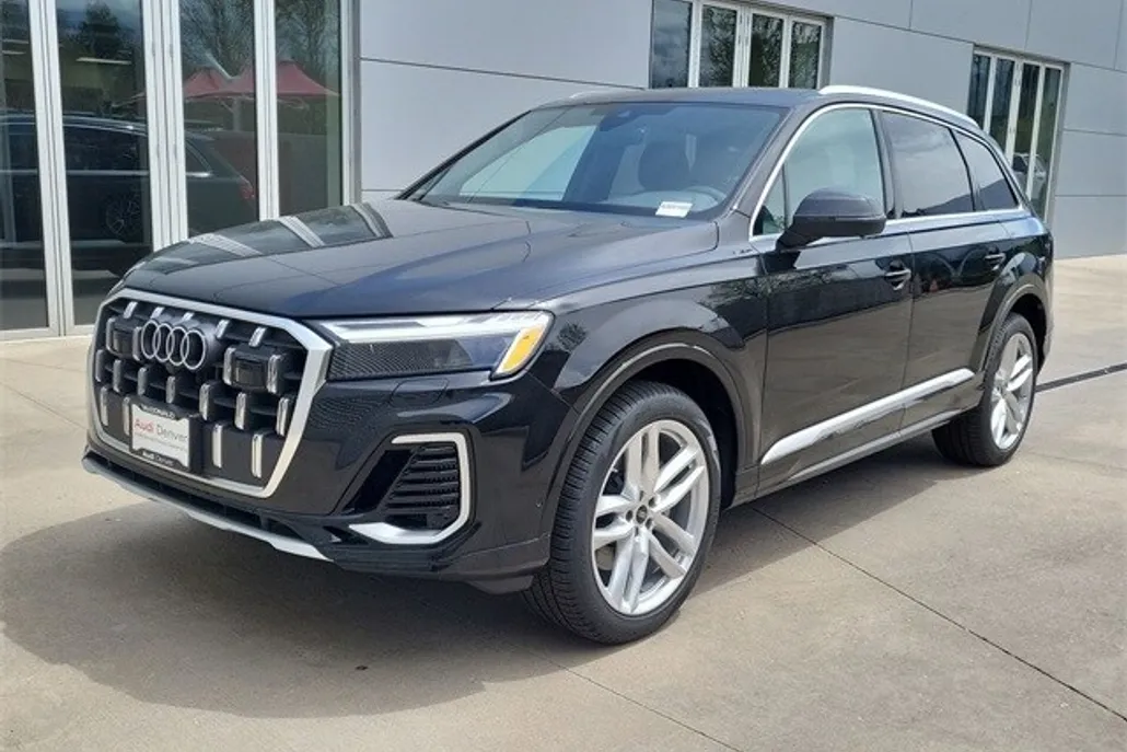 2025 Audi Q7 Premium Plus photo 1