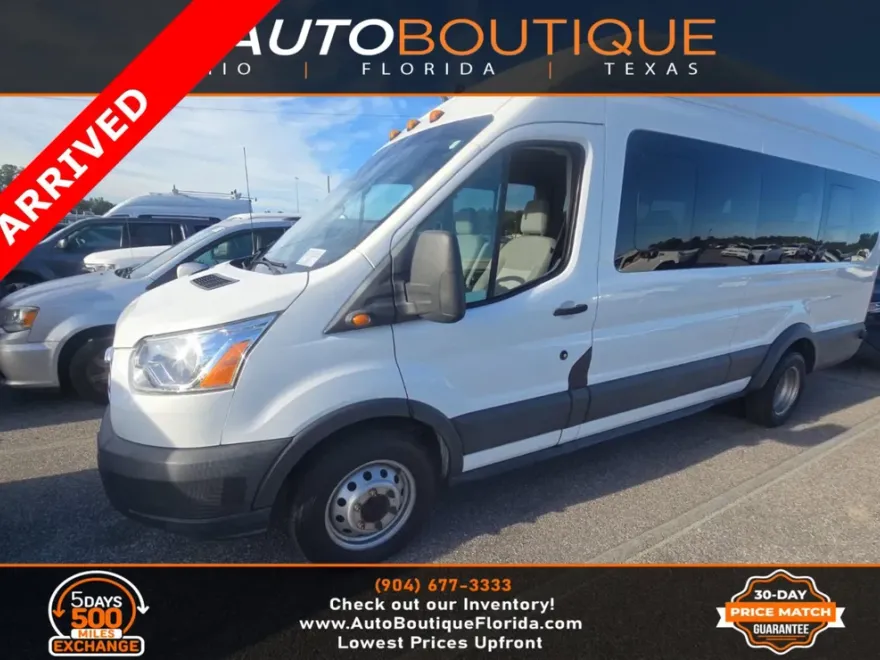 2018 Ford Transit Passenger XLT photo 1