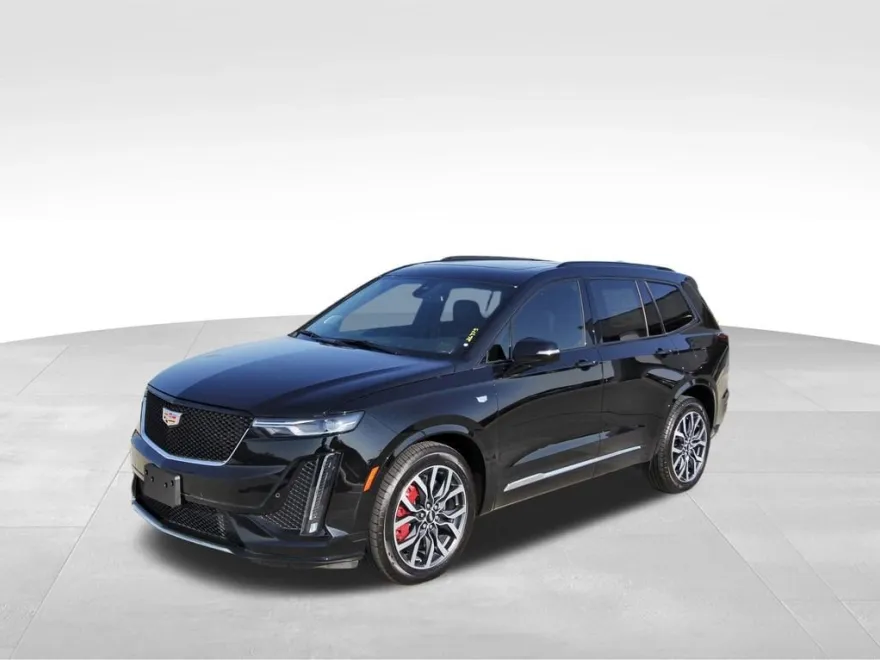 2025 Cadillac XT6 Sport photo 2