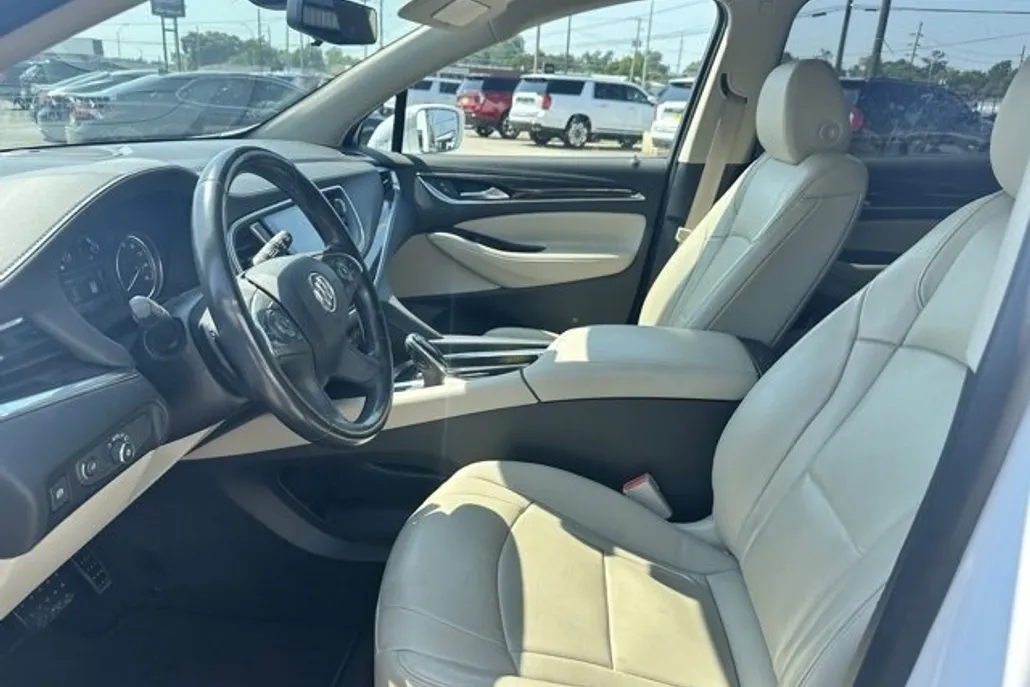 2019 Buick Enclave Essence photo 1
