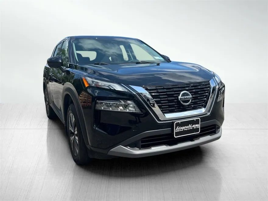 2021 Nissan Rogue SV photo 1
