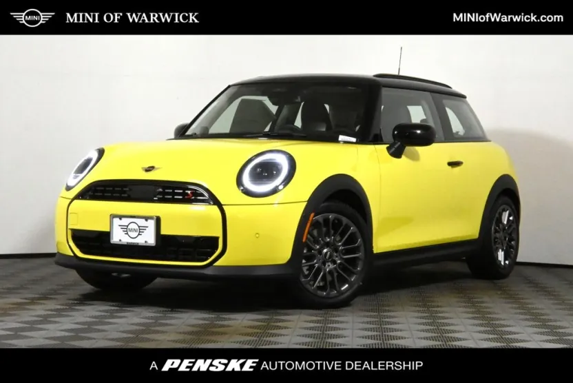 2025 Mini Cooper Signature photo 1