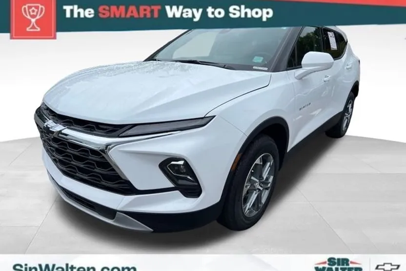 2024 Chevrolet Blazer 2LT photo 1