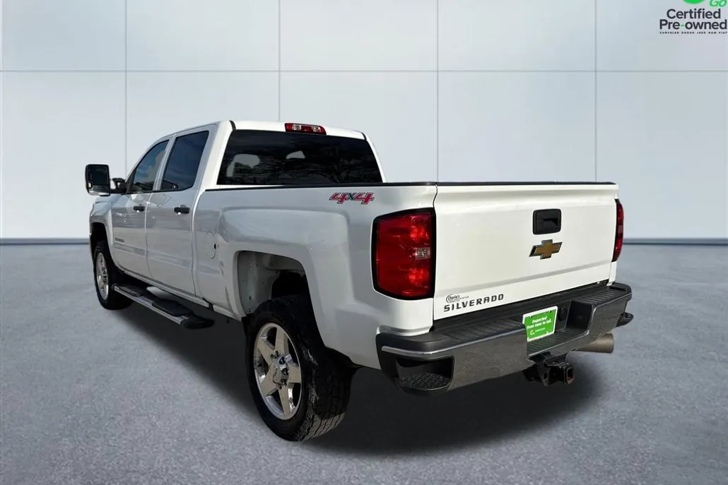 2016 Chevrolet Silverado 2500HD photo 1