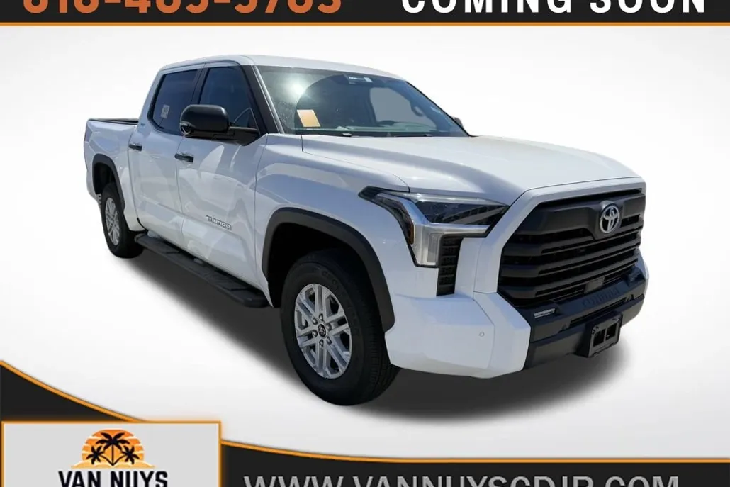 2024 Toyota Tundra SR5 photo 1