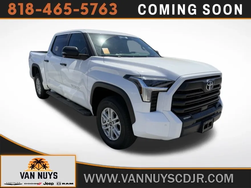 2024 Toyota Tundra SR5 photo 1