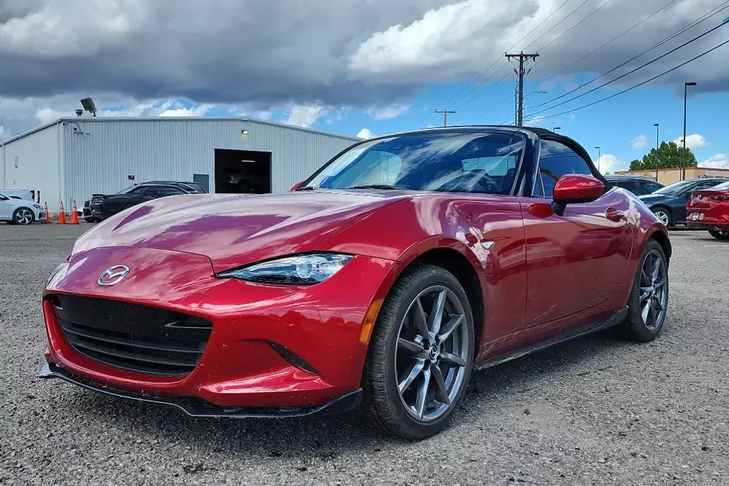 2016 Mazda MX-5 Miata Miata Grand Touring photo 1