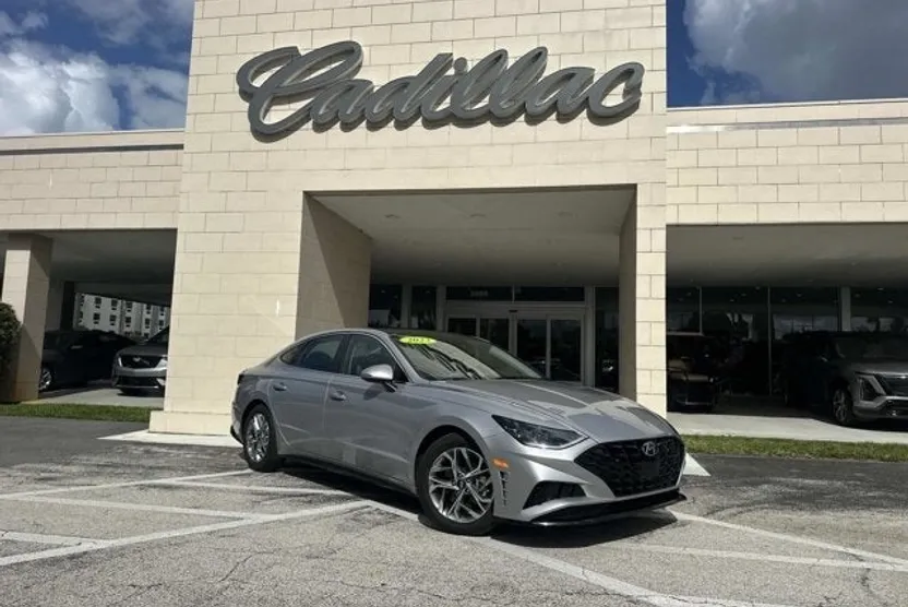 2023 Hyundai Sonata SEL photo 1