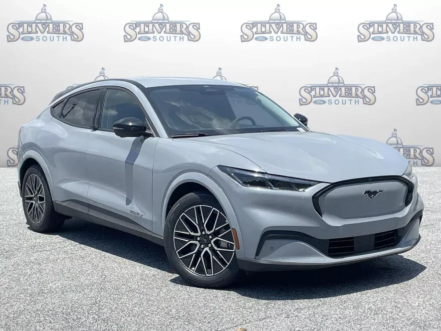2025 Ford Mustang Mach-E Premium photo 1
