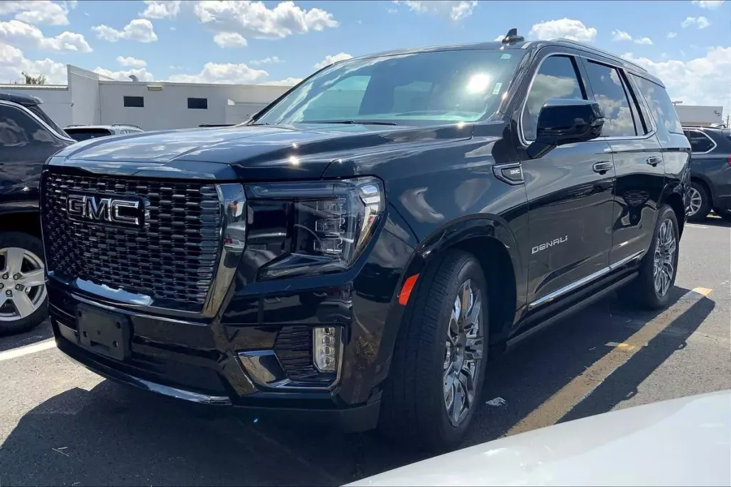 2023 Gmc Yukon Denali Ultimate photo 1