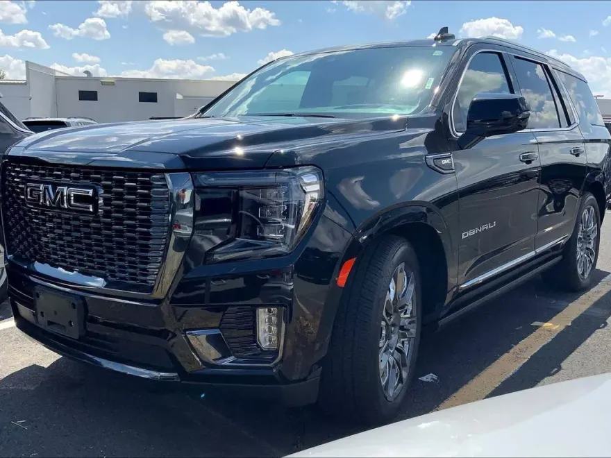 2023 Gmc Yukon Denali Ultimate photo 1