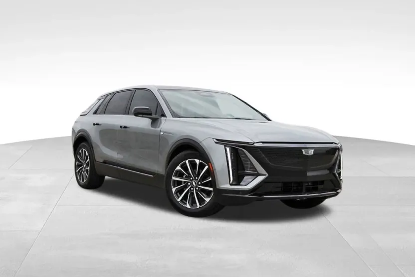 2025 Cadillac Lyriq Sport photo 1