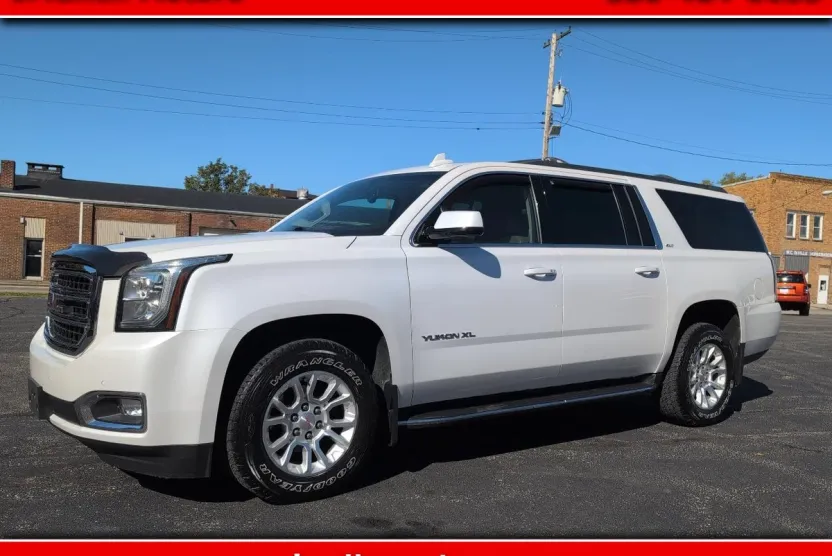 2017 Gmc Yukon XL SLT photo 1