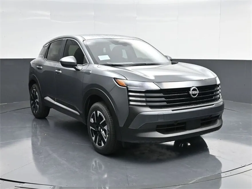 2025 Nissan Kicks SV photo 1