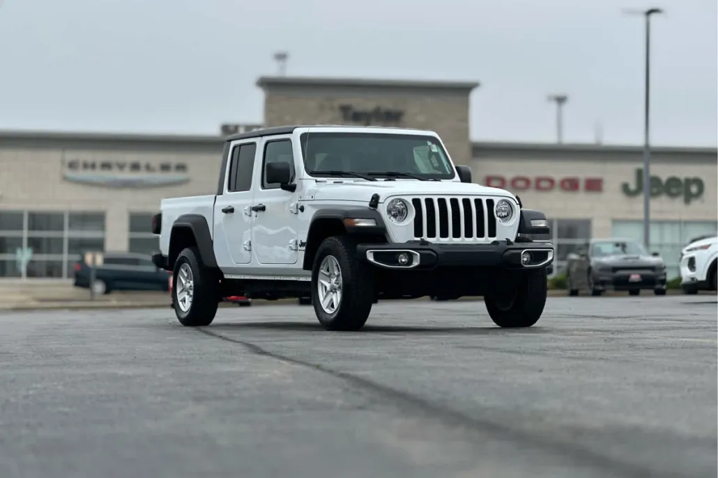 2023 Jeep Gladiator Sport S photo 1