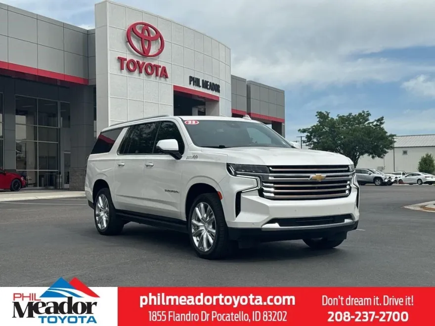 2023 Chevrolet Suburban High Country photo 1