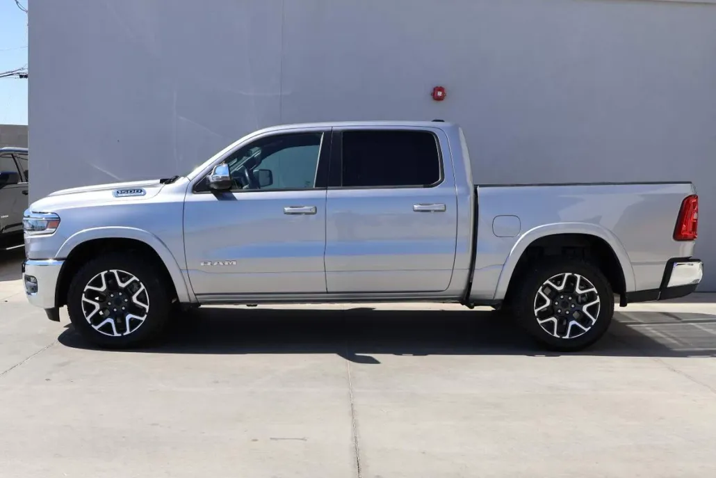 2025 Ram 1500 Laramie photo 1