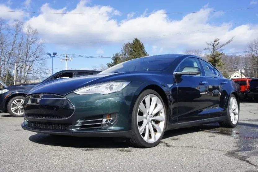 2014 Tesla Model S P85 Performance Plus photo 1