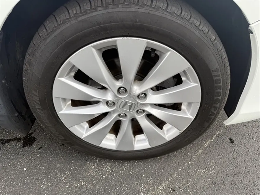 2014 Honda Accord EX-L V6 photo 1