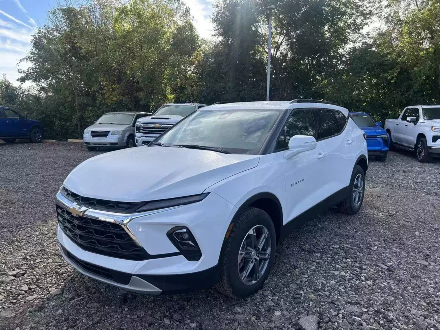 2025 Chevrolet Blazer 3LT photo 1