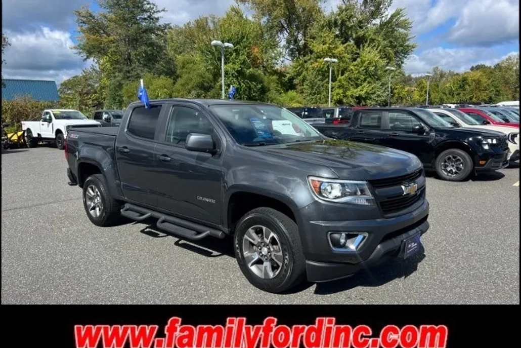 2016 Chevrolet Colorado Z71 photo 1