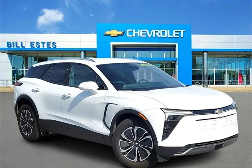 2025 Chevrolet Blazer EV photo 1