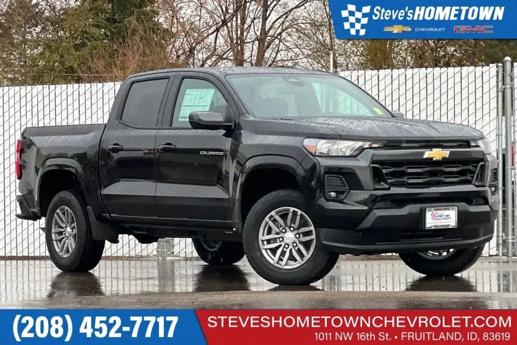 2024 Chevrolet Colorado LT photo 1