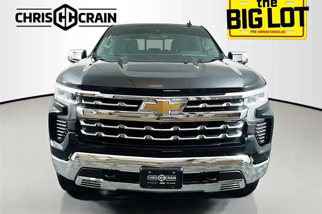 2023 Chevrolet Silverado 1500 LTZ photo 1