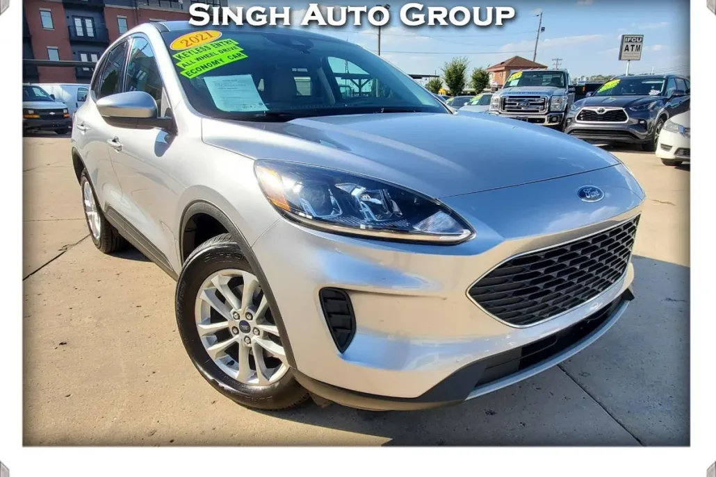 2021 Ford Escape SE photo 1