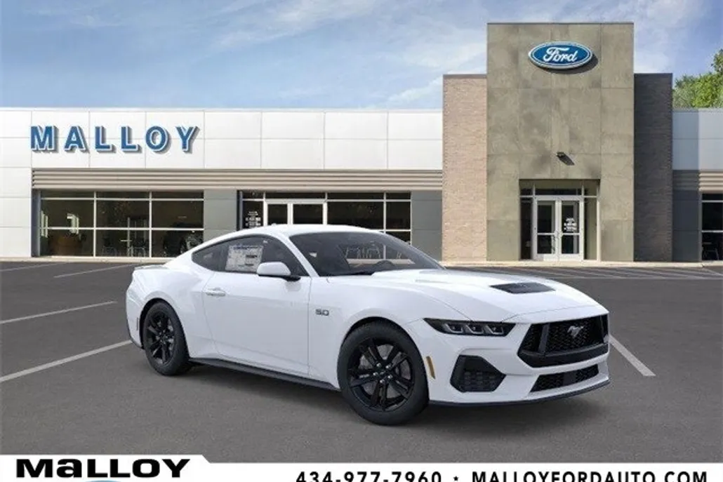 2025 Ford Mustang GT photo 1